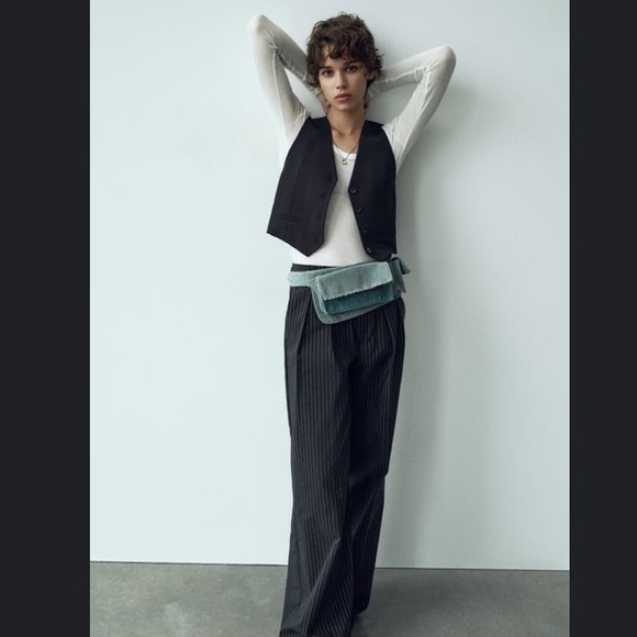 Zara limited edition cropped tailored vest - Picture 3 of 3